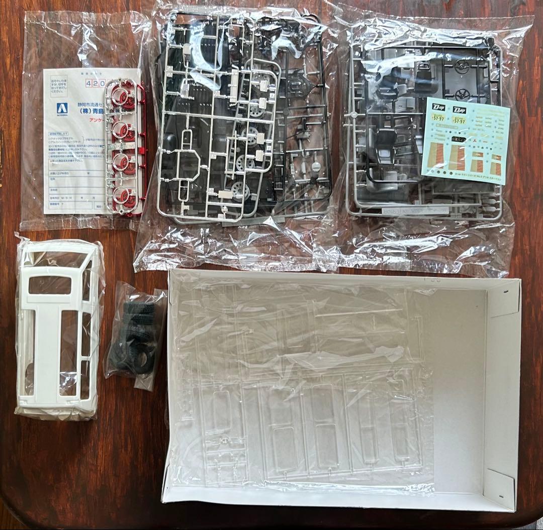 値下未組立‼️三菱DELICA STAR WAGON D-up WAGON1/24