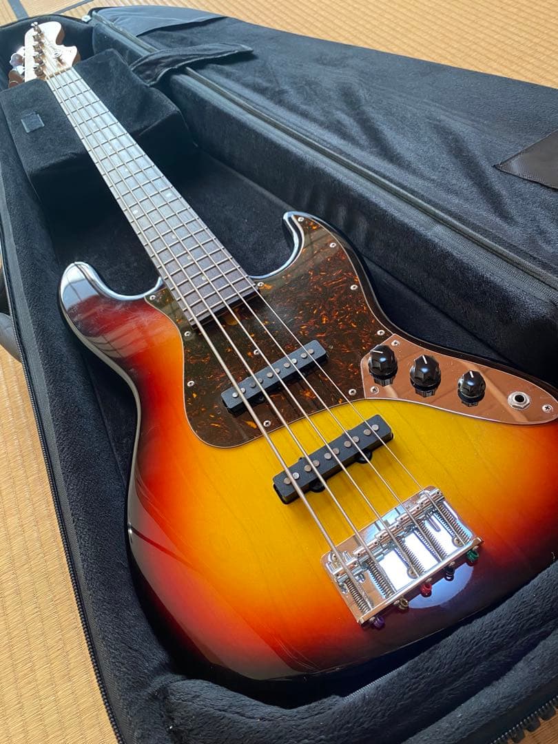 ベース momose MJ-Five1