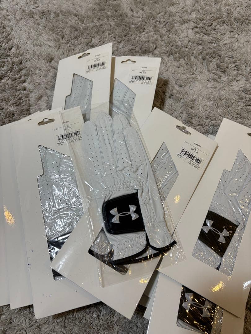 アンダーアーマー　ゴルフ　グローブ