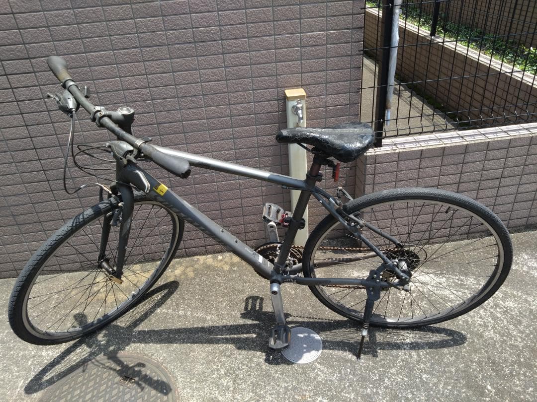 【ジャンク品　引き取り限定】クロスバイク　スペシャライズド　シラス