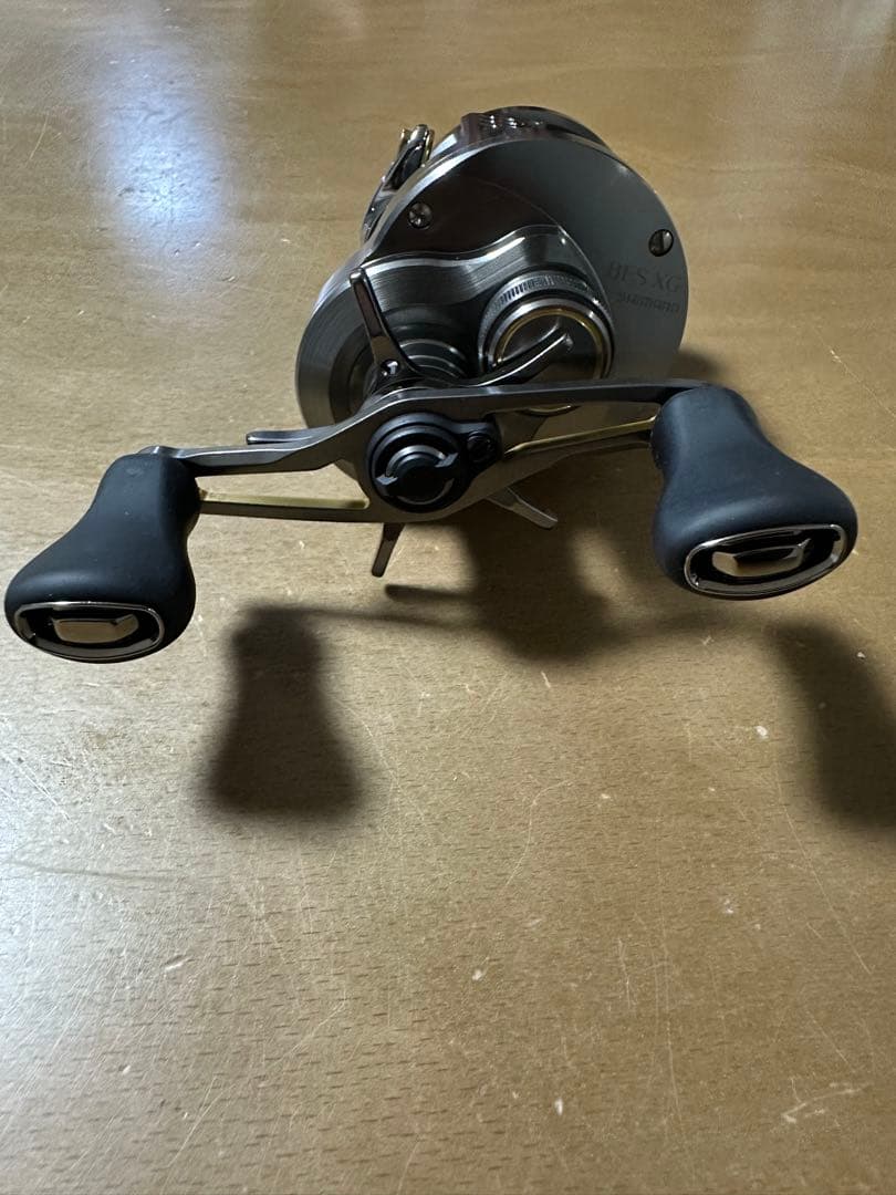 シマノ 23CALCUTTA CONQUEST BFS XG 左ハンドル