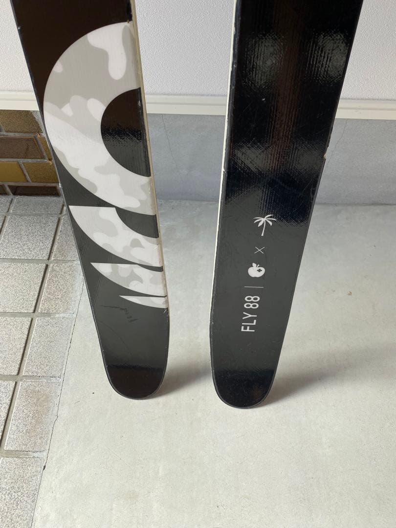 激レア　ムーブメント　MOVEMENT FLY 88