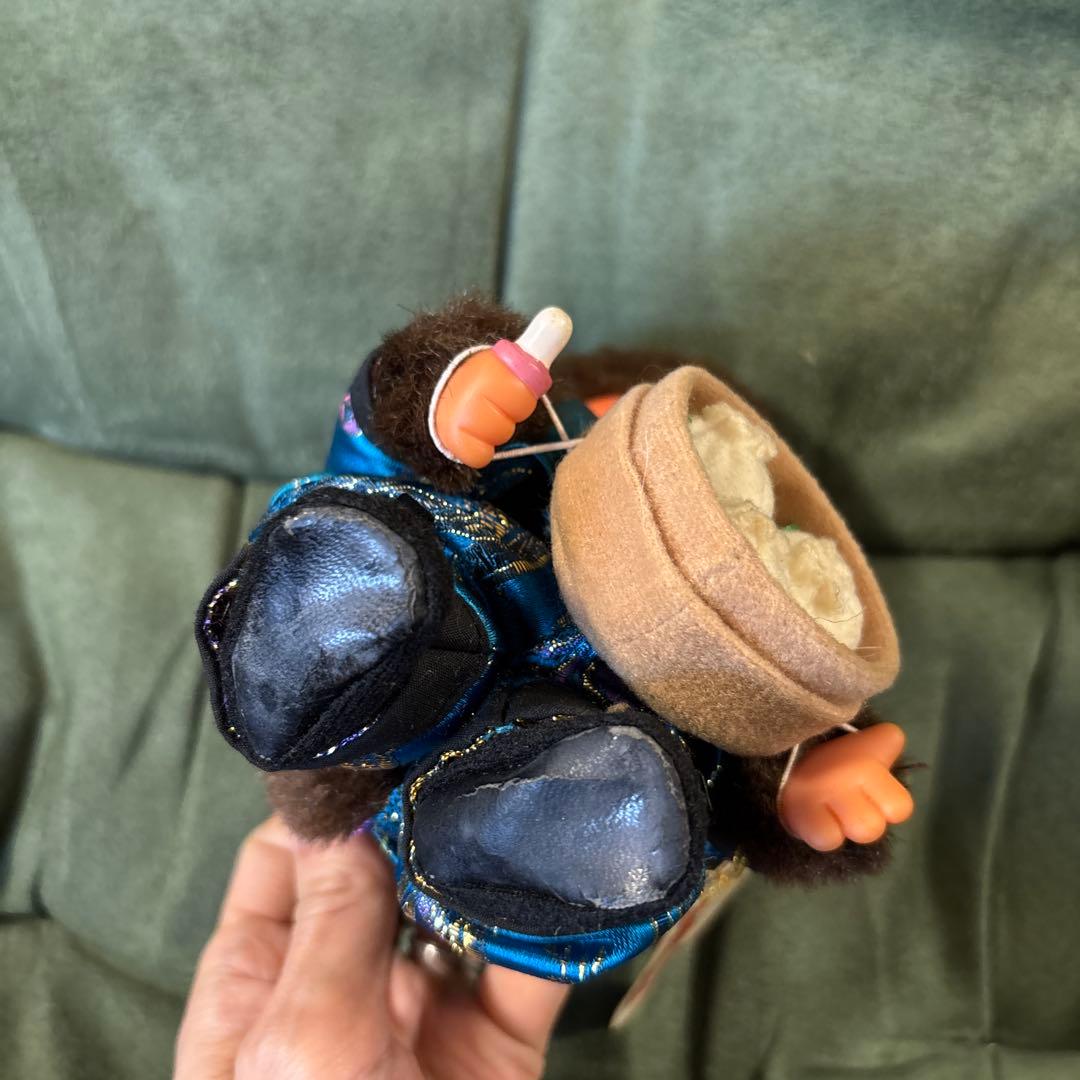 モンチッチ　ぬいぐるみ　飲茶肉まん