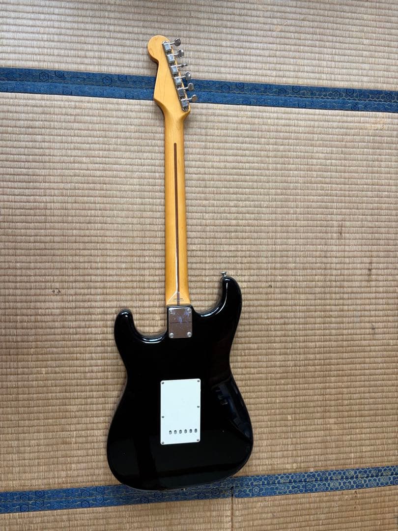 エレキギター Fender ストラトキャスターSTRATOCASTER