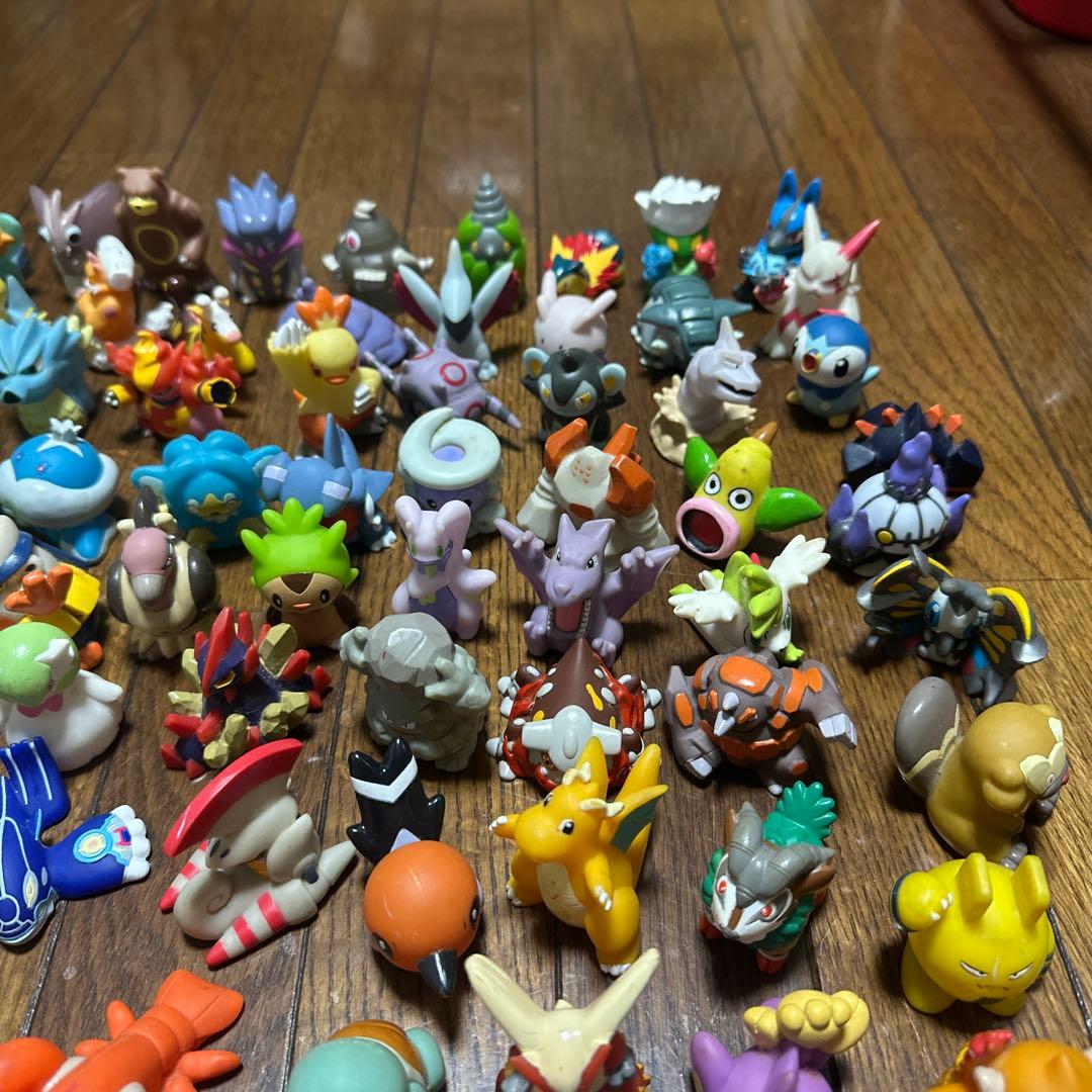 日*4様 ポケモン 指人形　100体以上