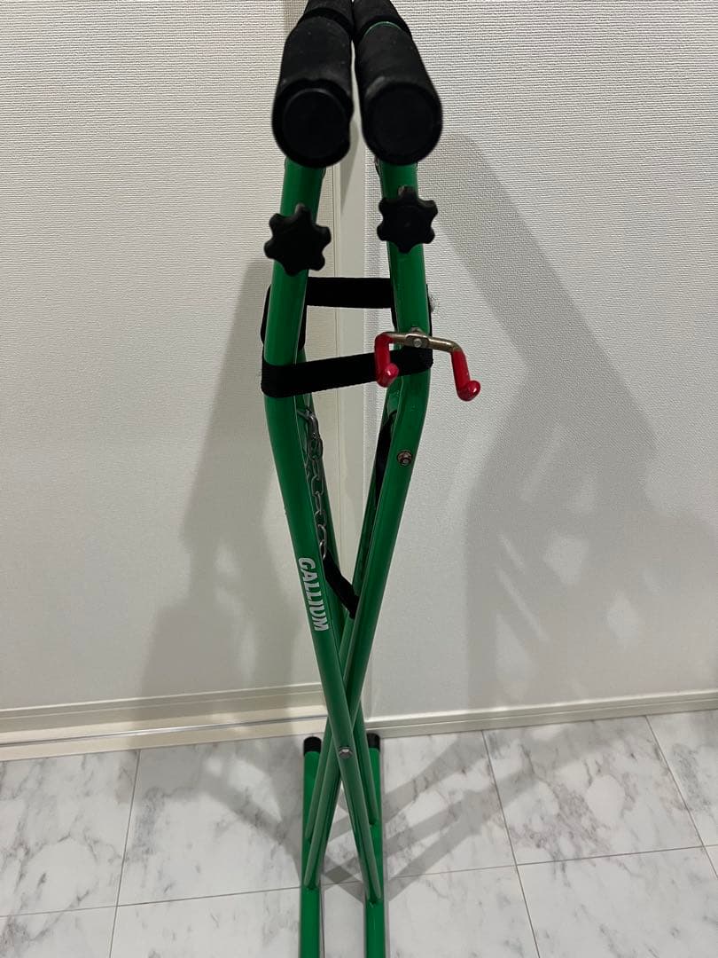 ガリウム　GALLIUM スノーボードワックススタンド