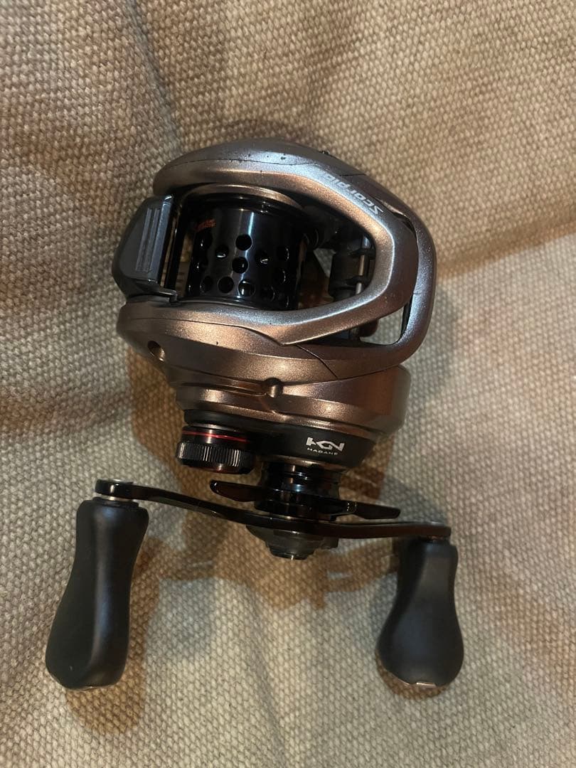 シマノ　17スコーピオンbfs XG 右ハンドル