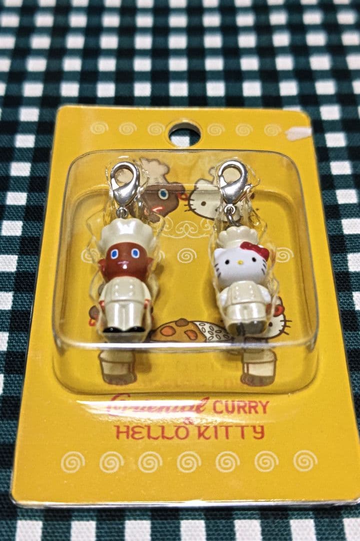 ハローキティ ×オリエンタルカレー　ファスナーマスコット