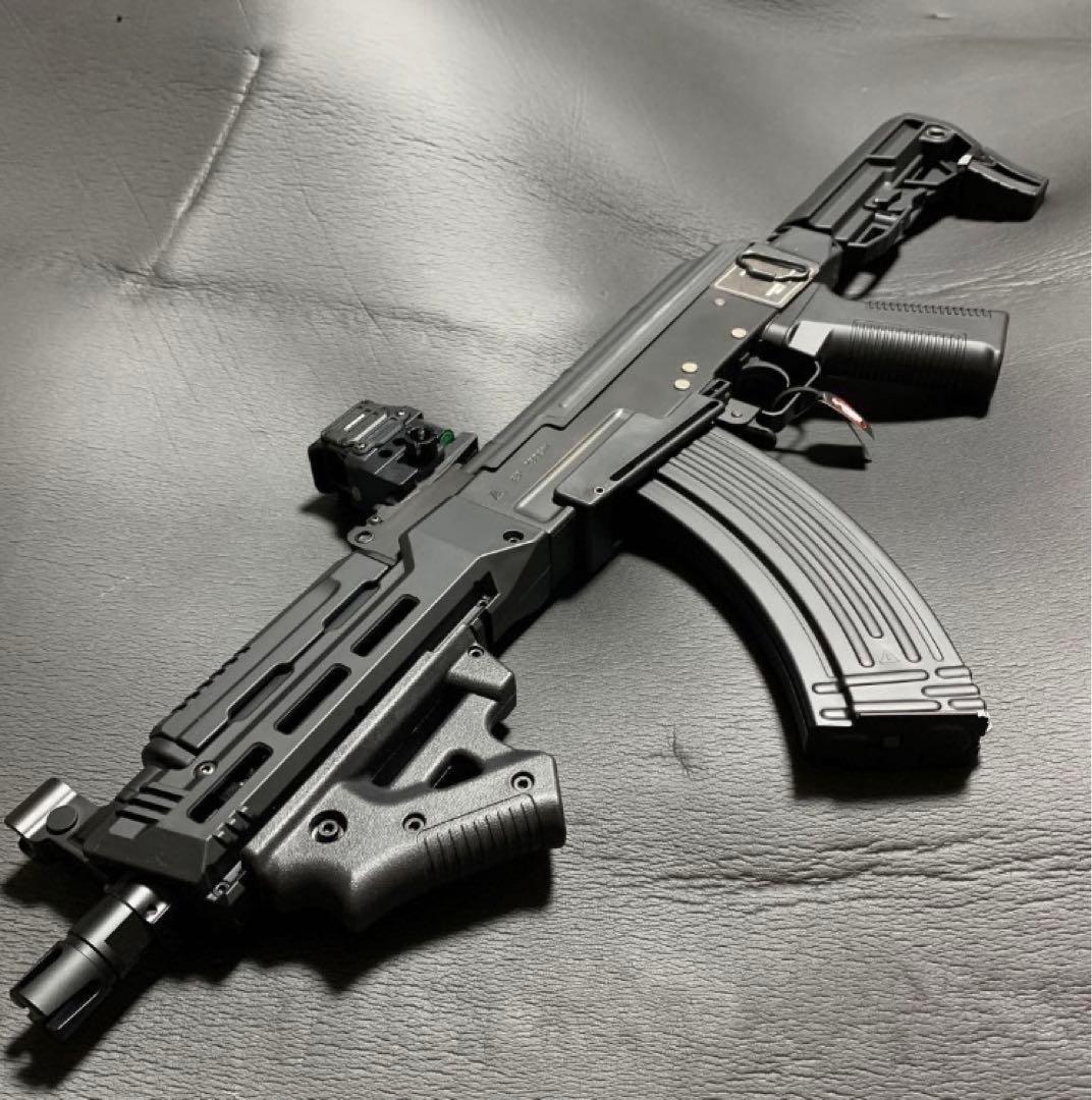 美品　東京マルイ製　次世代電動ガンAKストーム
