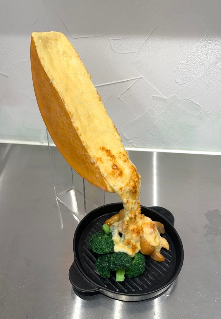 ラクレットチーズ リアル食品サンプル ほぼ実寸大