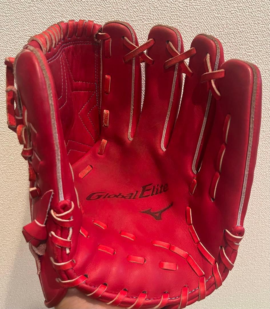 【美品】投手用グローブ　ミズノ　グローバルエリート　右投げ　硬式