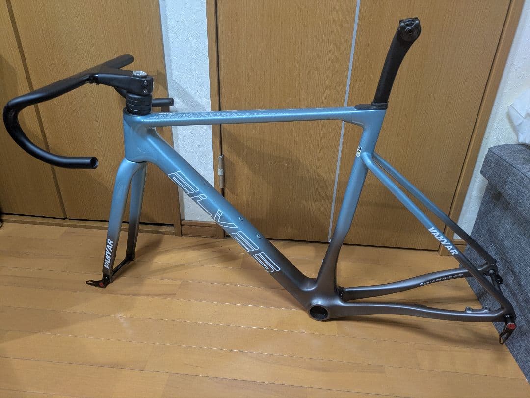 ELVES Vanyar Pro Disc 53 フレームセット専用ハンドル付属