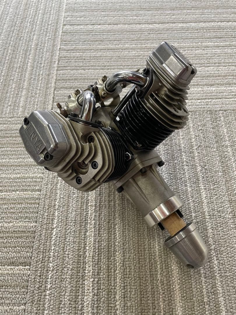 ホビーラジコン ENYA VT 240 Vtwin 4 cycle engine