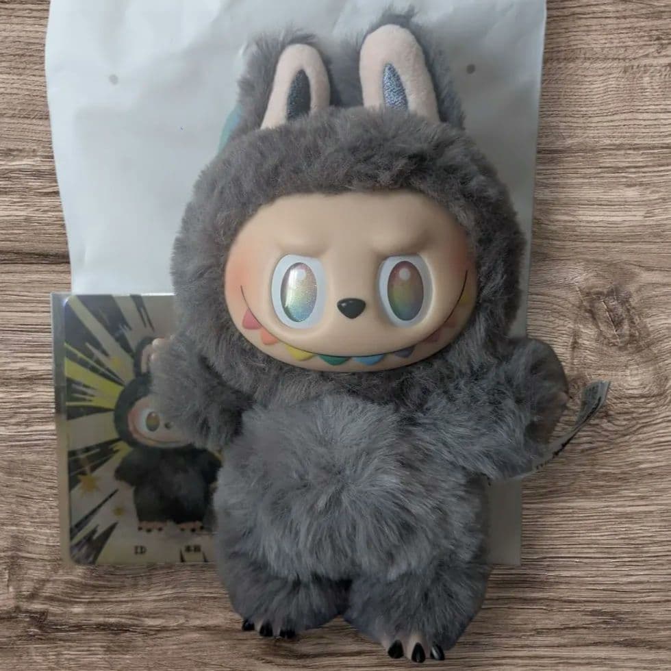 【即購入OK】ラブブ エナジー シークレット ID 正規品 グレー