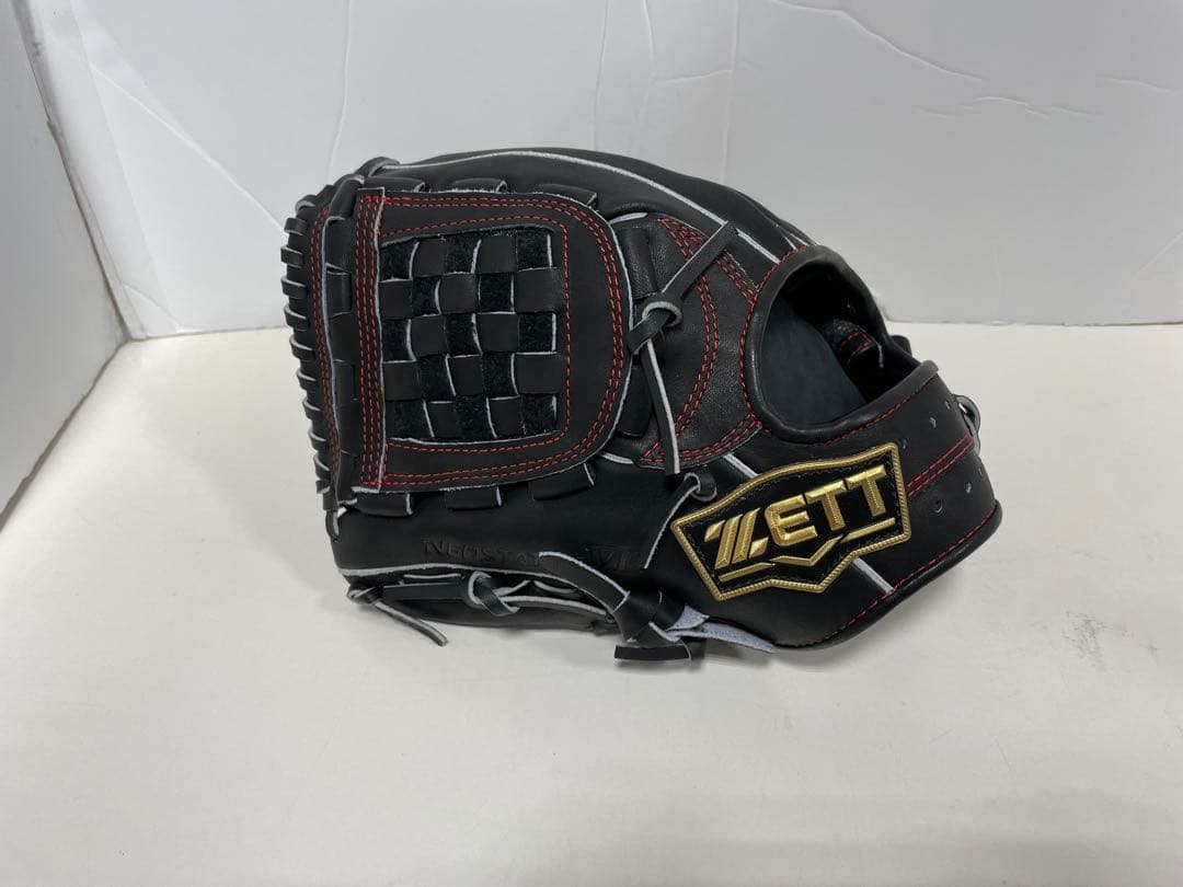 ゼット少年軟式用グラブ　左投げ用