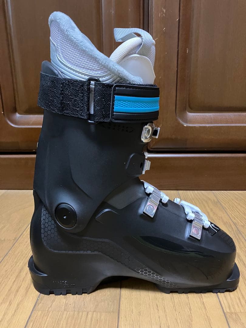 HEAD EDGE 75 スキーブーツ 23.0~23.5 新品　値下げ中