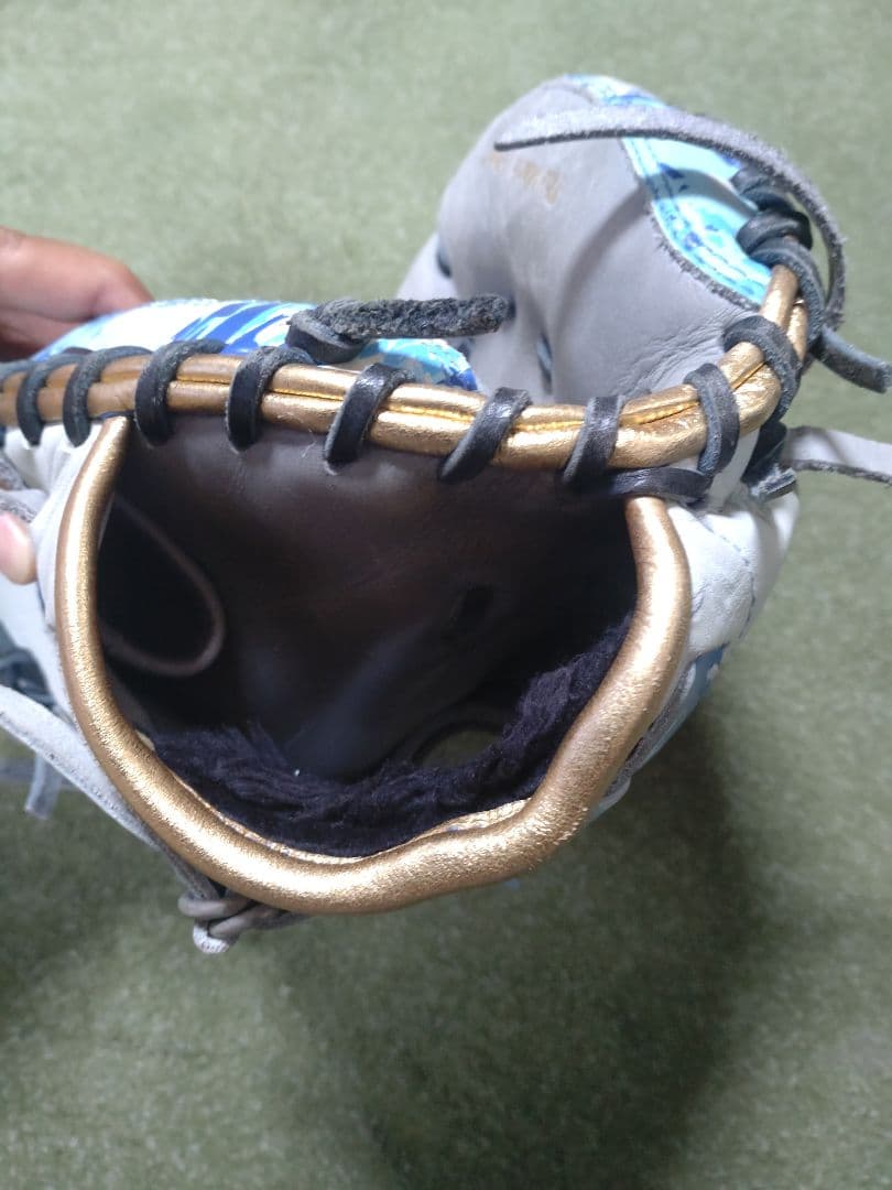 軟式　キャッチャーミット