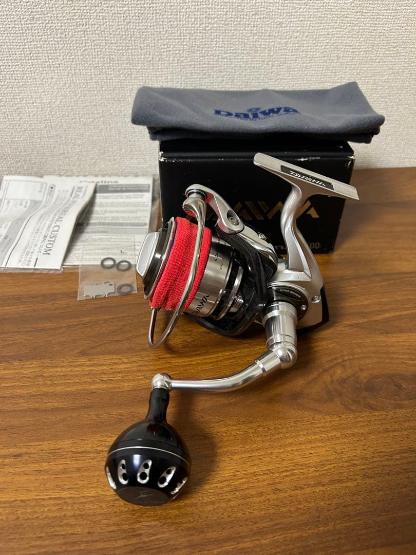 【程度良好】ダイワ 12キャタリナ 4500（ゴメクサスノブ・回転良好）