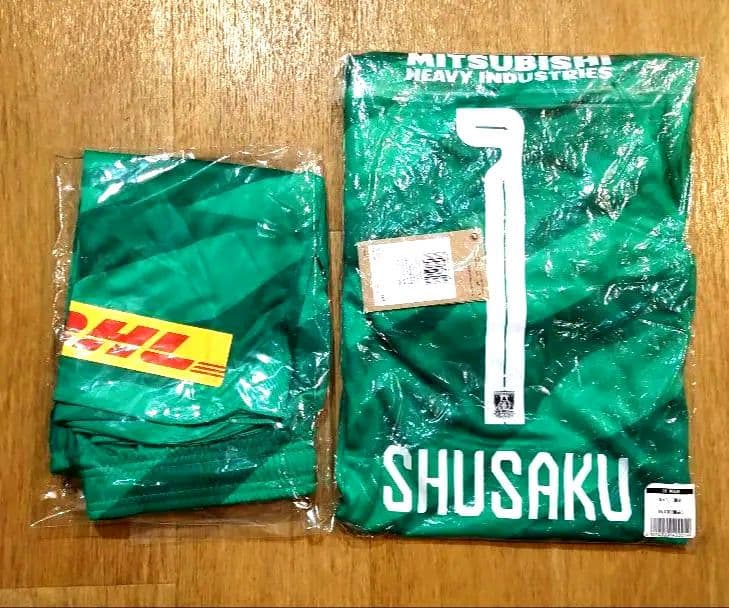 浦和レッズ　2024ゴールキーパーユニフォーム　上下　西川周作