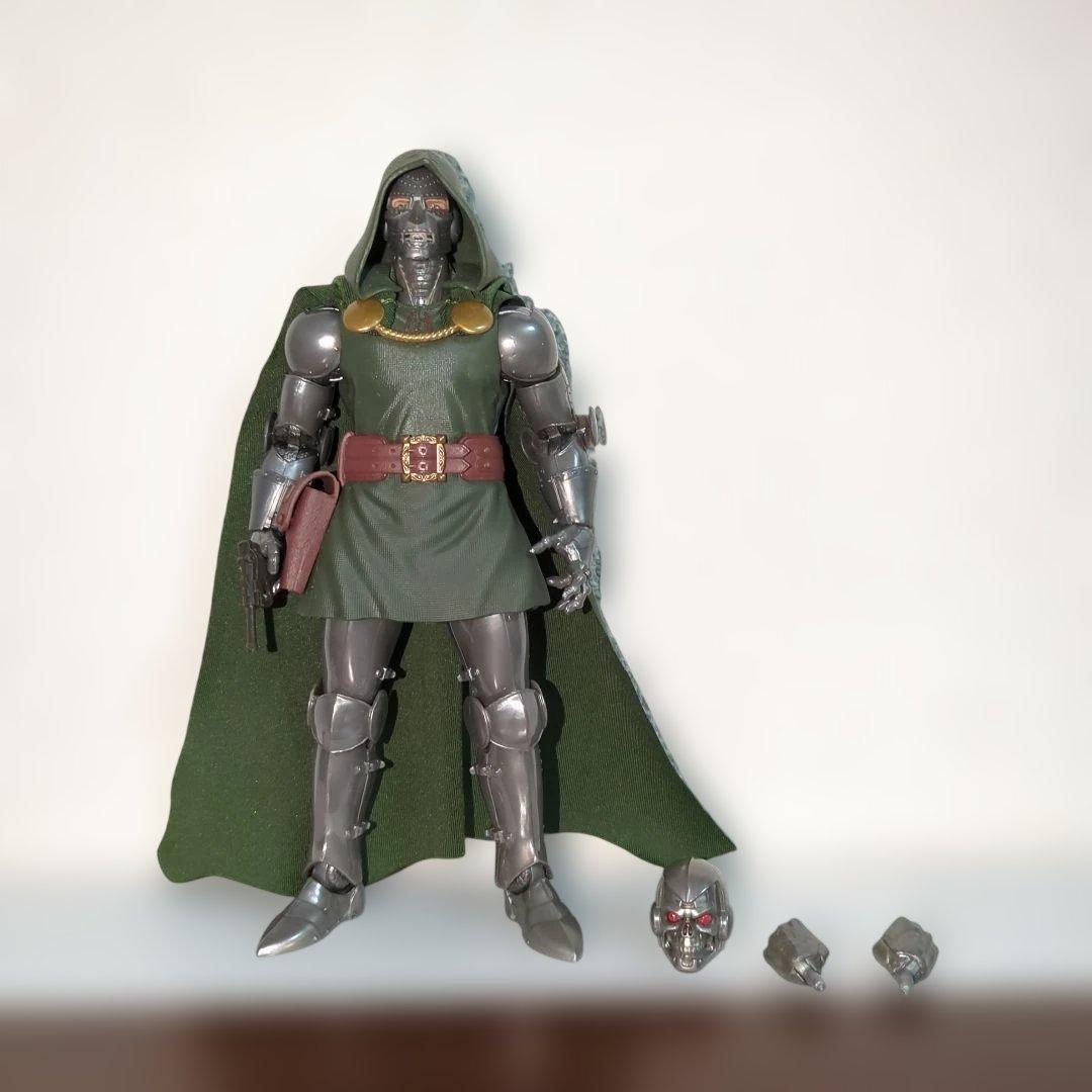 マーベルレジェンドドクター・ドゥーム値下げ交渉あり