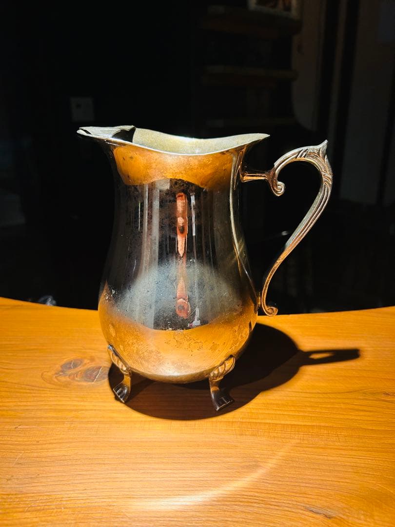 USAアンティーク】 猫脚　金属製ポット　シルバー色