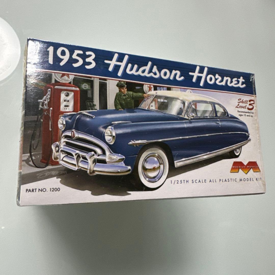 1953 Hudson Hornet プラスチックモデルキット