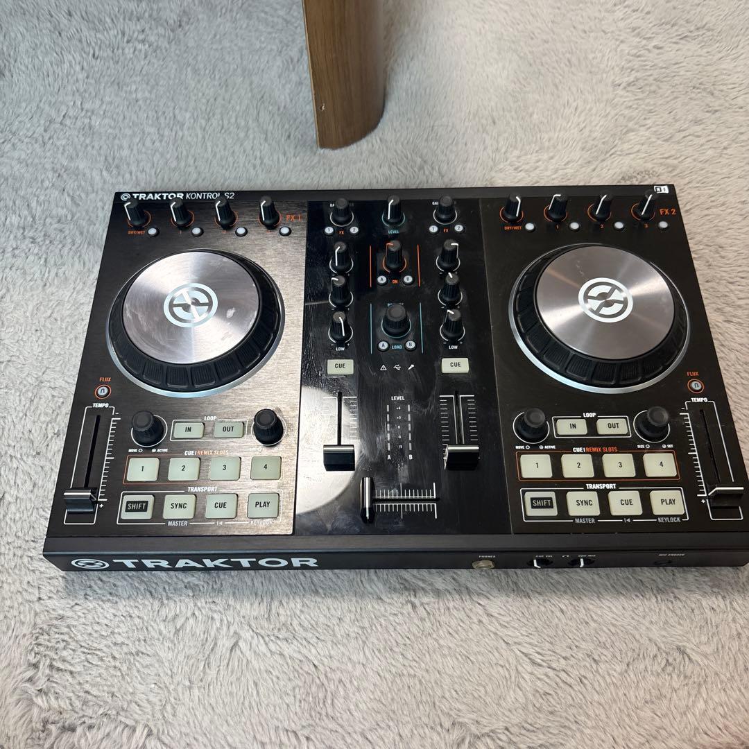 TRAKTOR KONTROL S2 MK2 箱無し 付属品無し