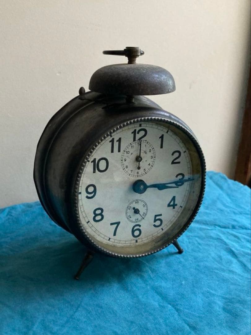 アンティーク　へそ目型目覚まし時計　置時計　ユンハンス/JUNGHANS ドイツ