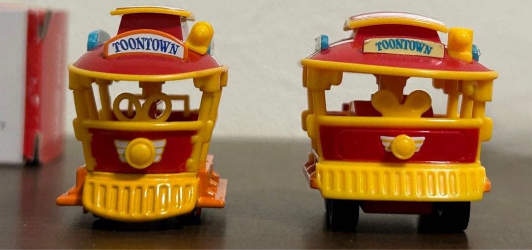ディズニー トミカ チョロQ ビークルコレクション ジョリートロリー 2台セット