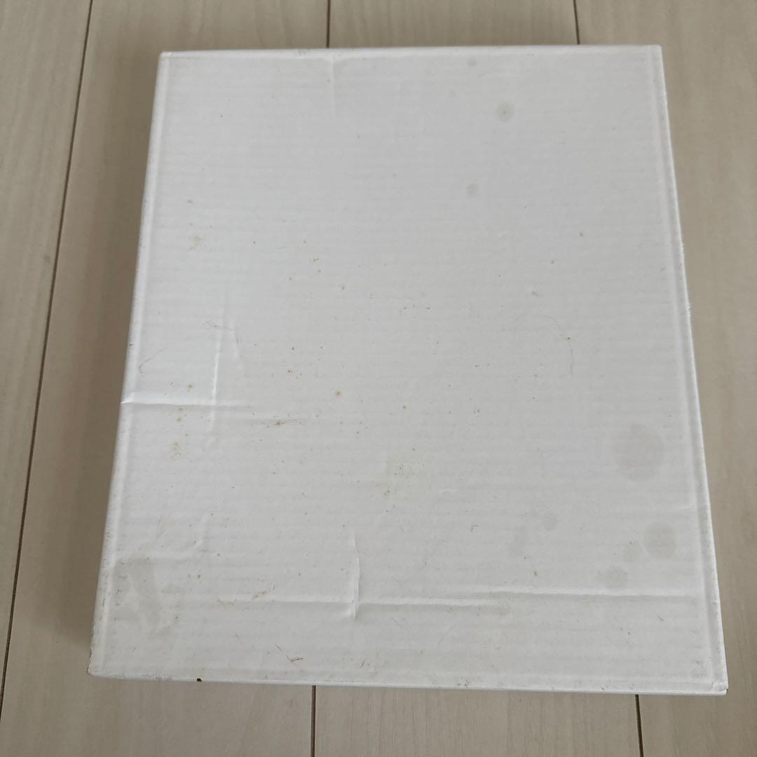 渡辺宏　Hitoshi Watanabe お気に入りのイス　584/800