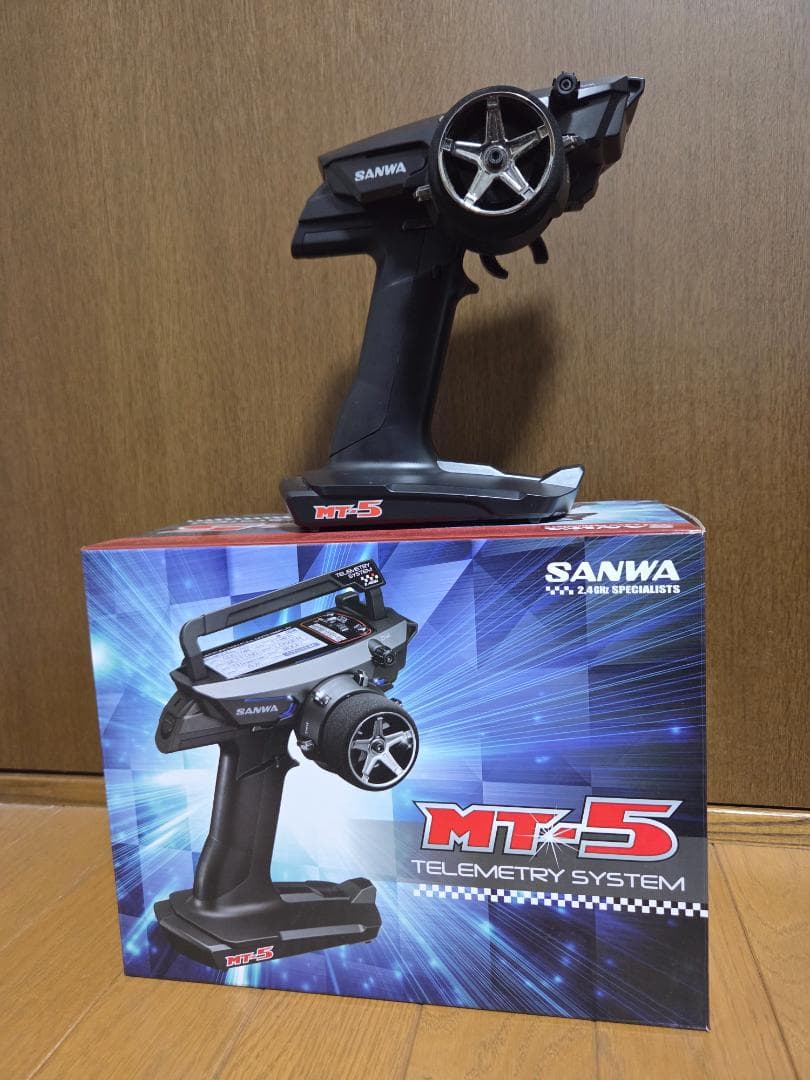 【中古】SANWA（サンワ電子）MT-5 プロポセット 受信機・バッテリー付