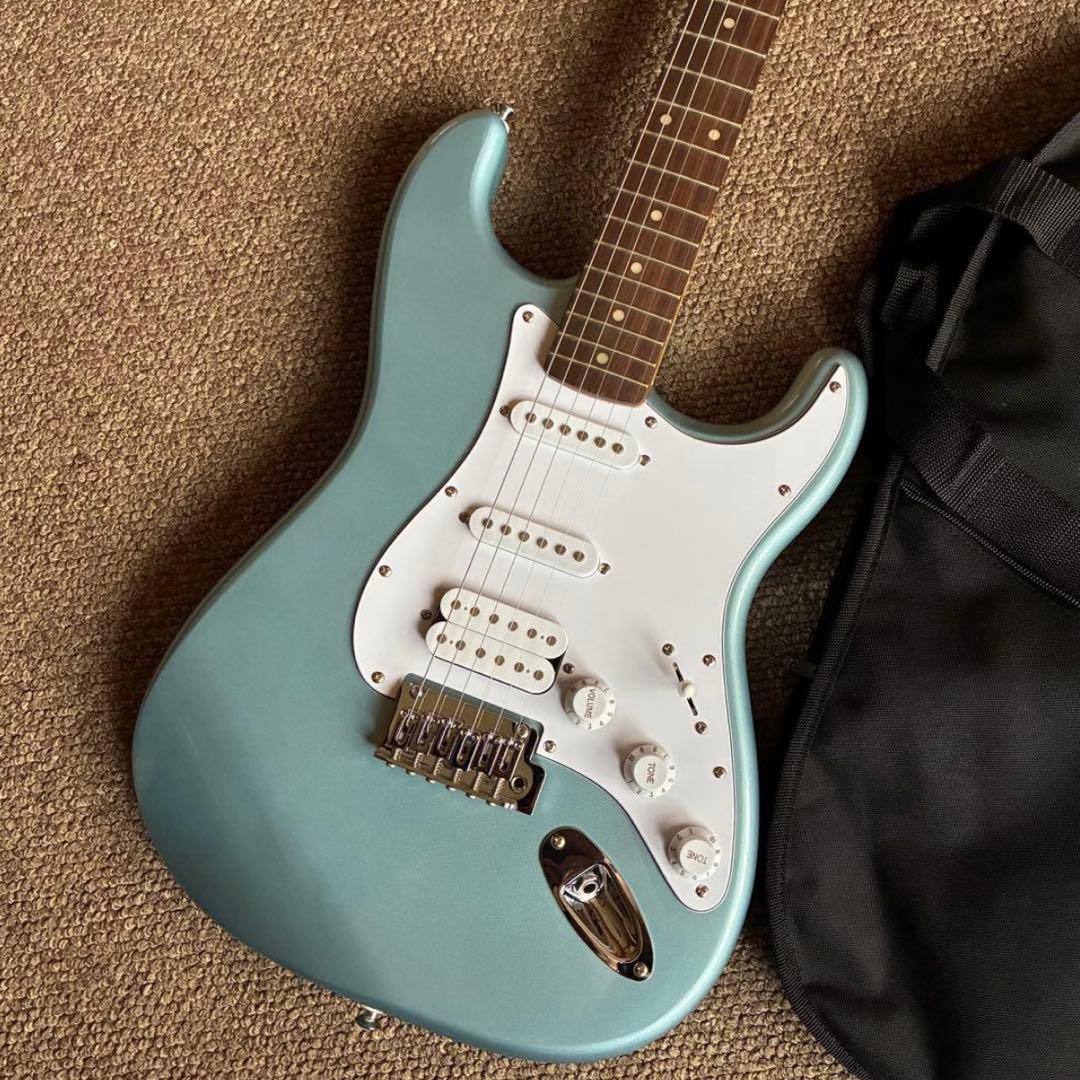 ギター Squier affinity Stratocaster IceBlue HSS