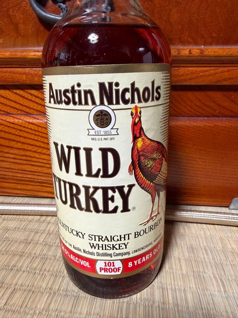 【新品希少】ワイルドターキー8年　古酒　希少　レア　入手困難