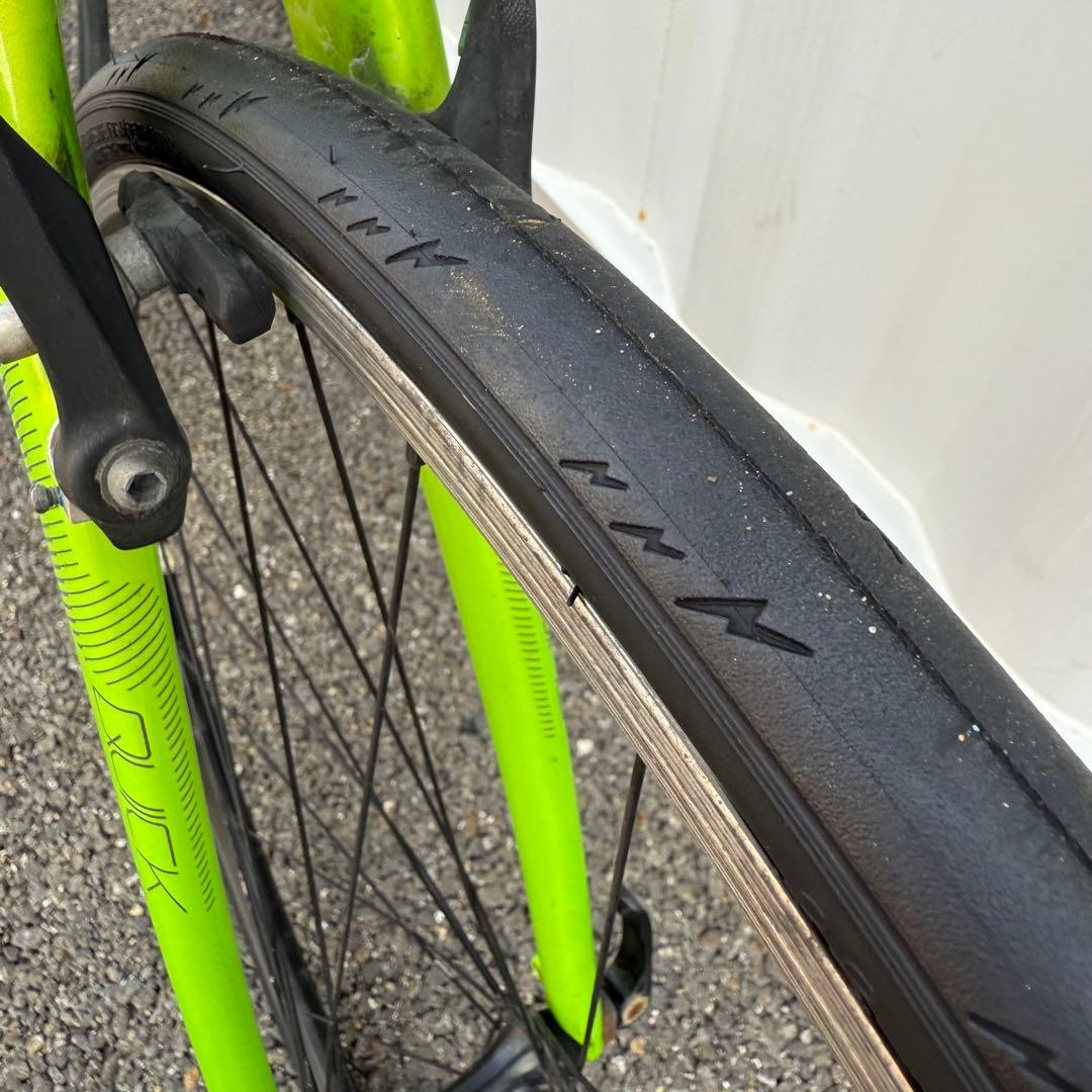 クロスバイク QUICK4 身長165-175cm 定価8.3万円