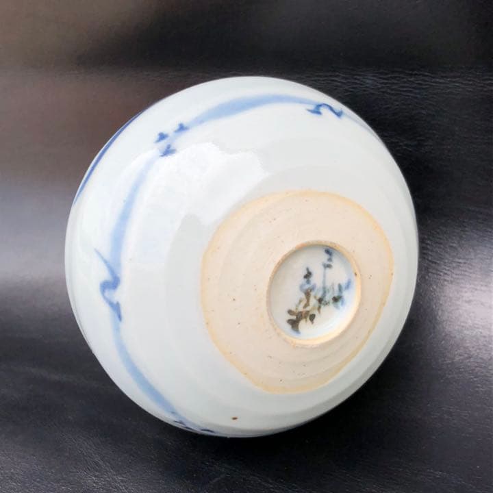 古美術品◼️蝶々が飛び跳ねている様な可愛い雰囲気の壺、壷、花瓶、徳利？