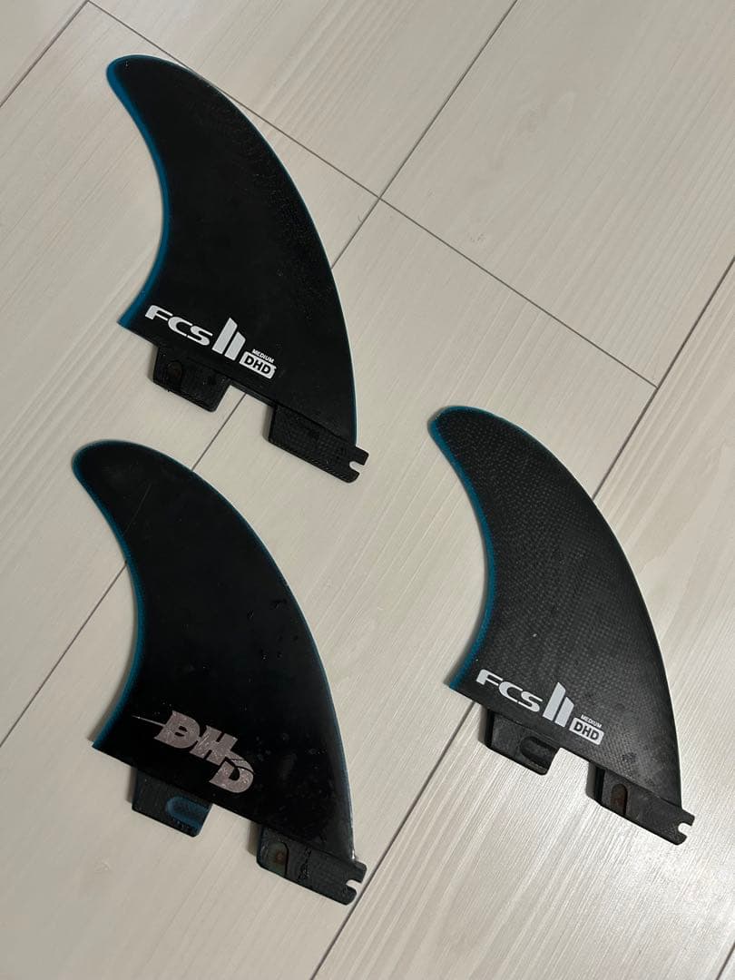 FCS 2 DHD サーフボードフィン ミディアム