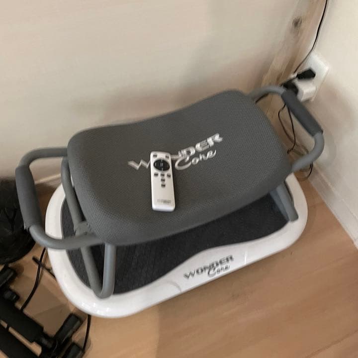 ワンダーコア ロックンフィット (スタイリッシュホワイト)