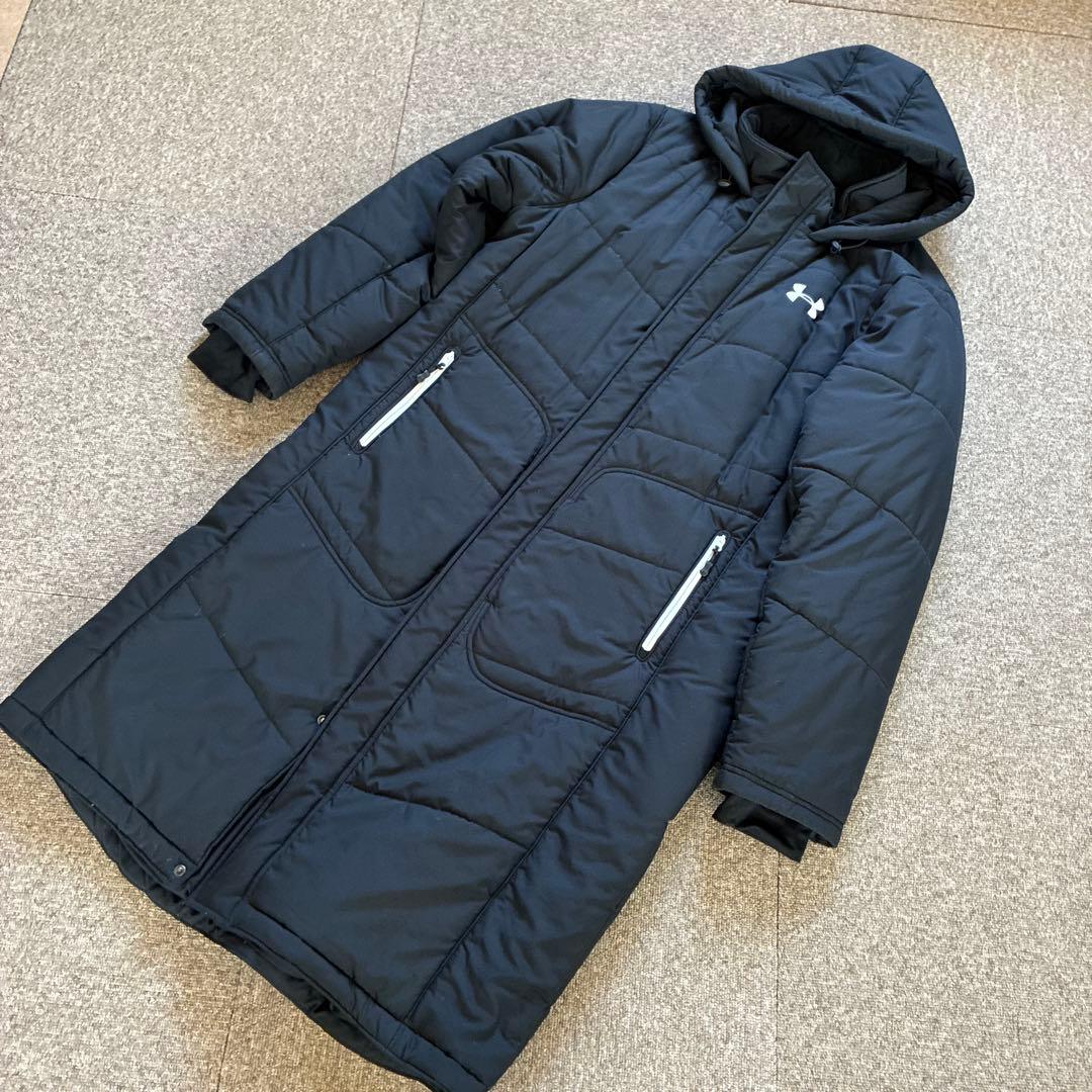 UNDER ARMOUR ブラック ベンチコート 中綿　LG
