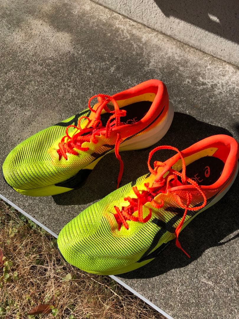 アシックス メタスピードエッジパリ中古品 27センチ