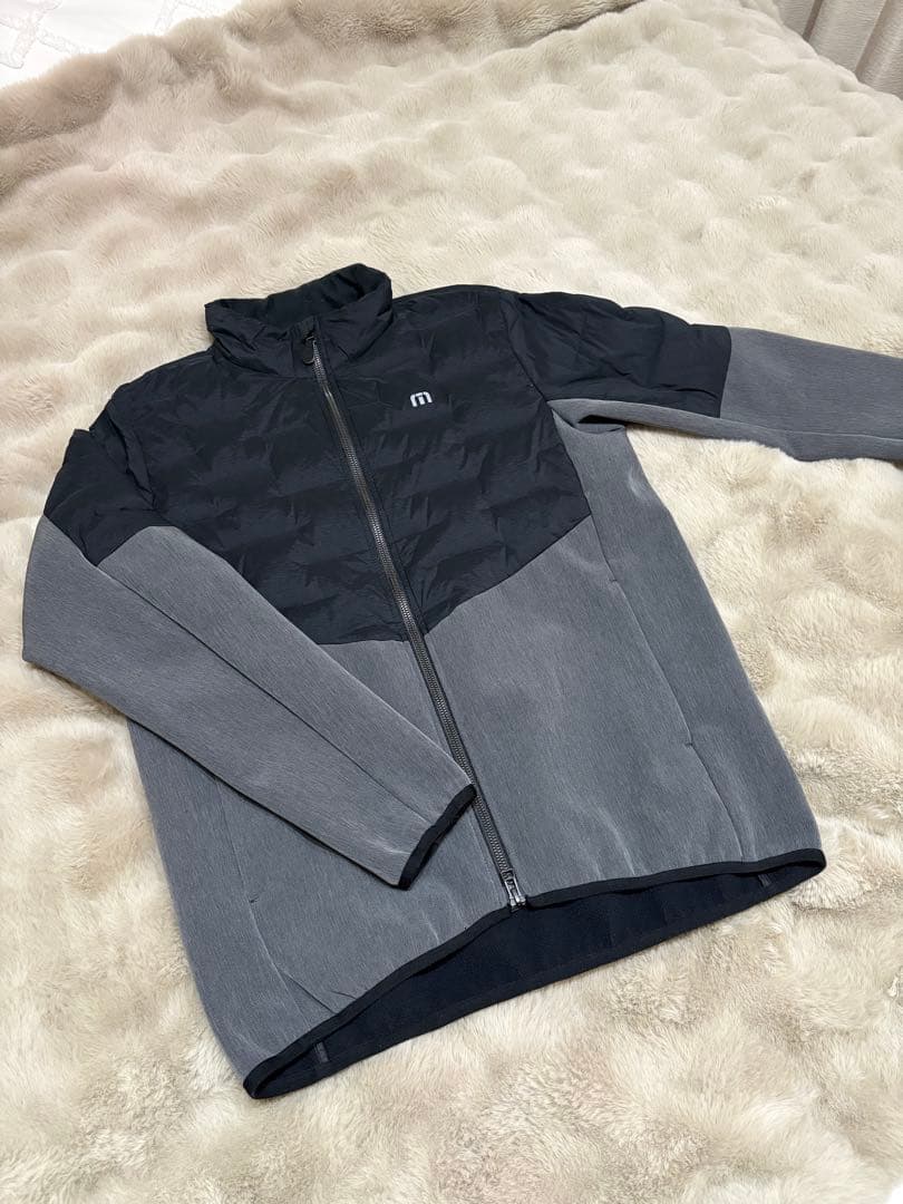 トラヴィスマシュー ジャケット ブラック Mサイズ 中綿