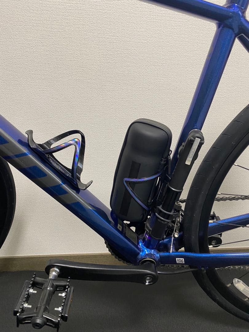 GIANT ロードバイク ブルー 購入後、10キロ程度走行　完全自宅室内保管