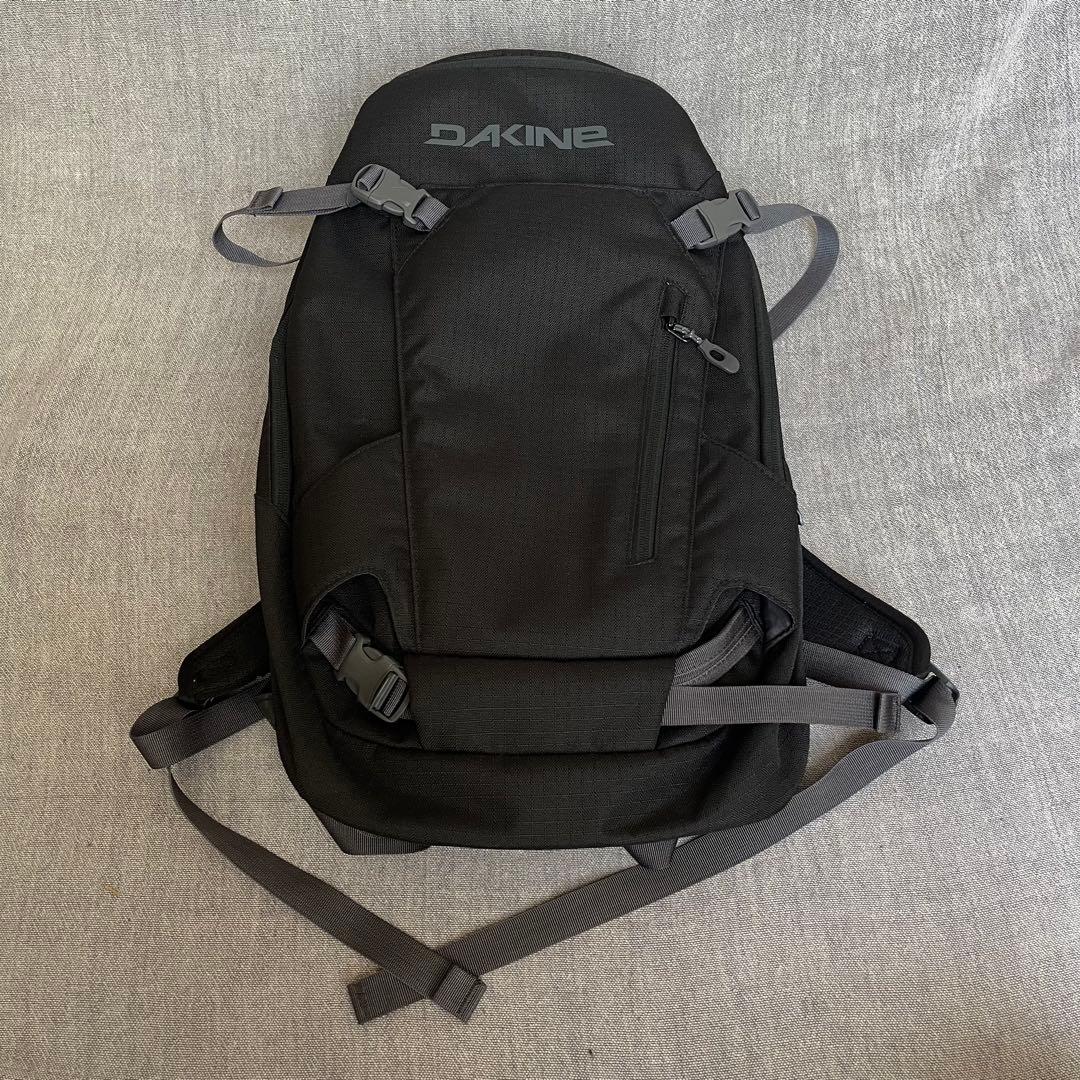 Dakine Heli Pack 12L ボード用バックパック 黒（新品同様）