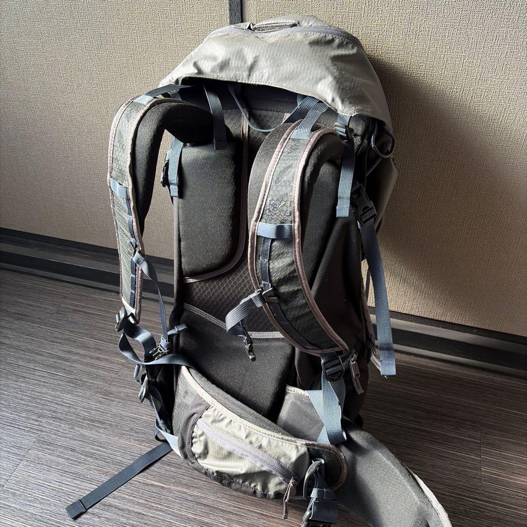 USED⭐burton⭐️incline 40