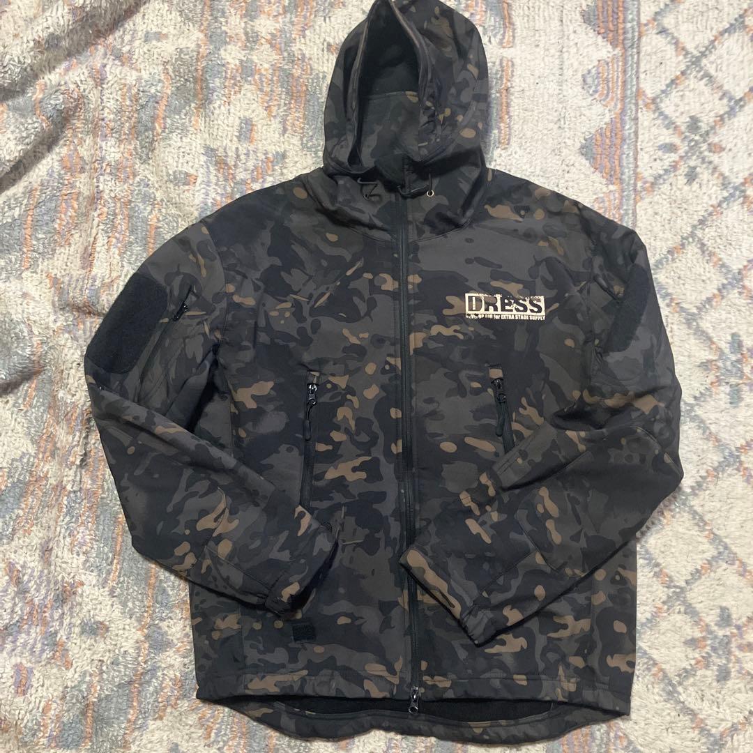 DRESS 迷彩柄 フード付きナイロンジャケット　完売品