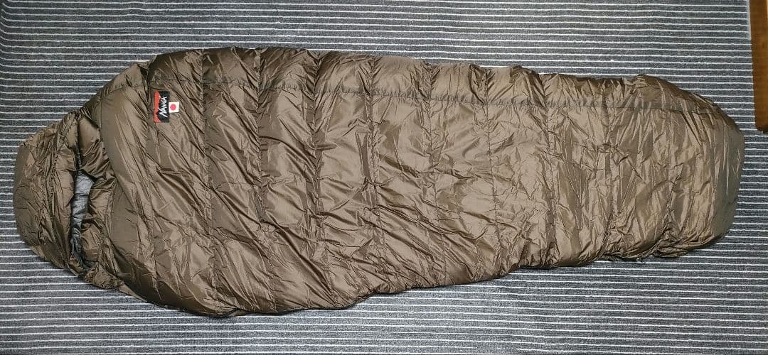 【美品】NANGA 750Dx レギュラー　ナンガ　オーロラライトテックスライト