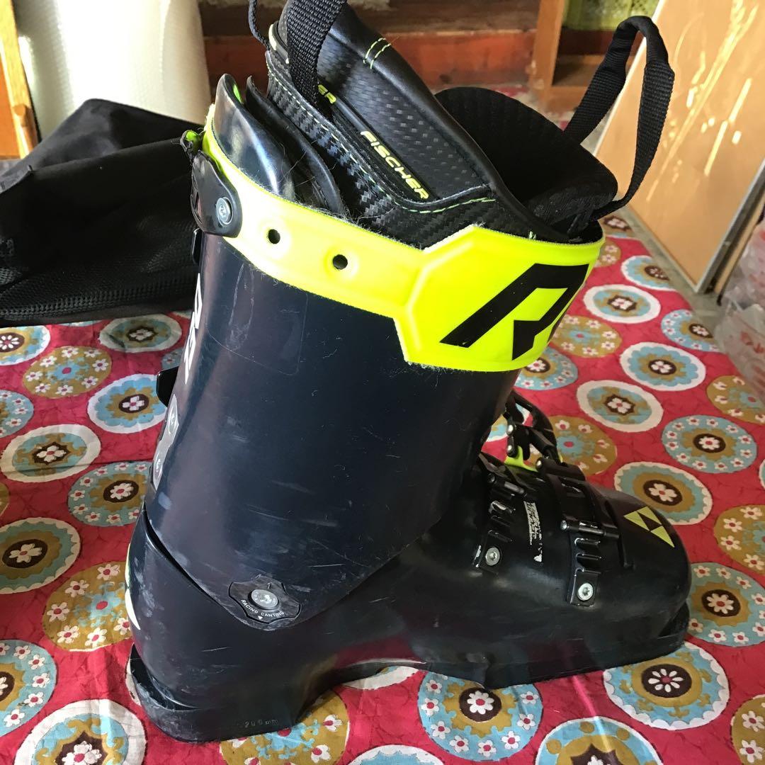 FISCHER RC4 Curv スキーブーツ　フィッシャー 靴 130