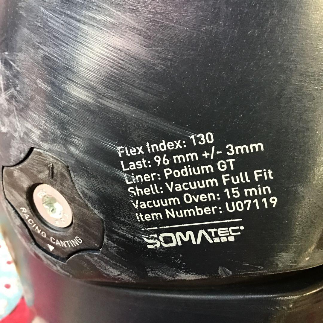 FISCHER RC4 Curv スキーブーツ　フィッシャー 靴 130