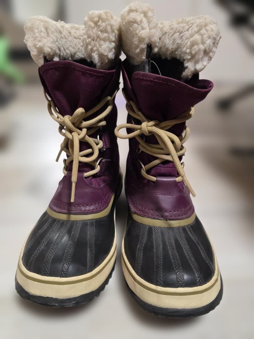 SOREL 防水ファー付きスノーブーツ