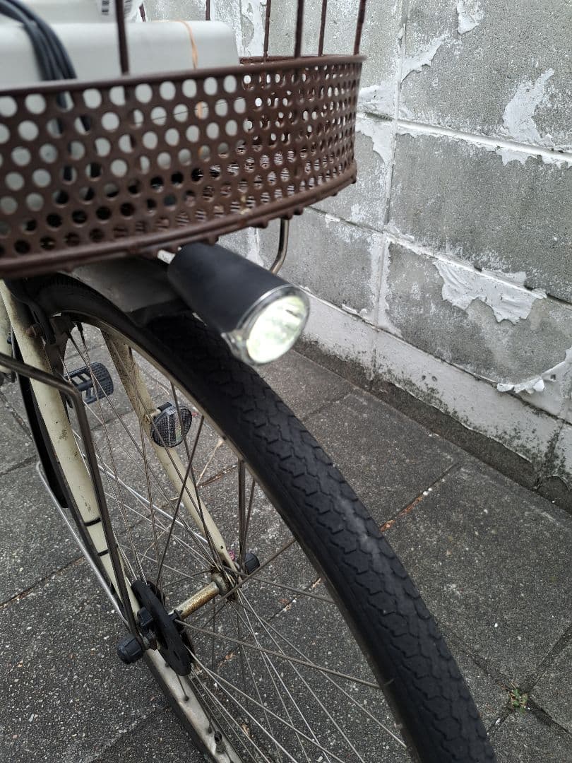 電動アシスト自転車 クリーム色 前面バスケット付き 名古屋～一宮配達可