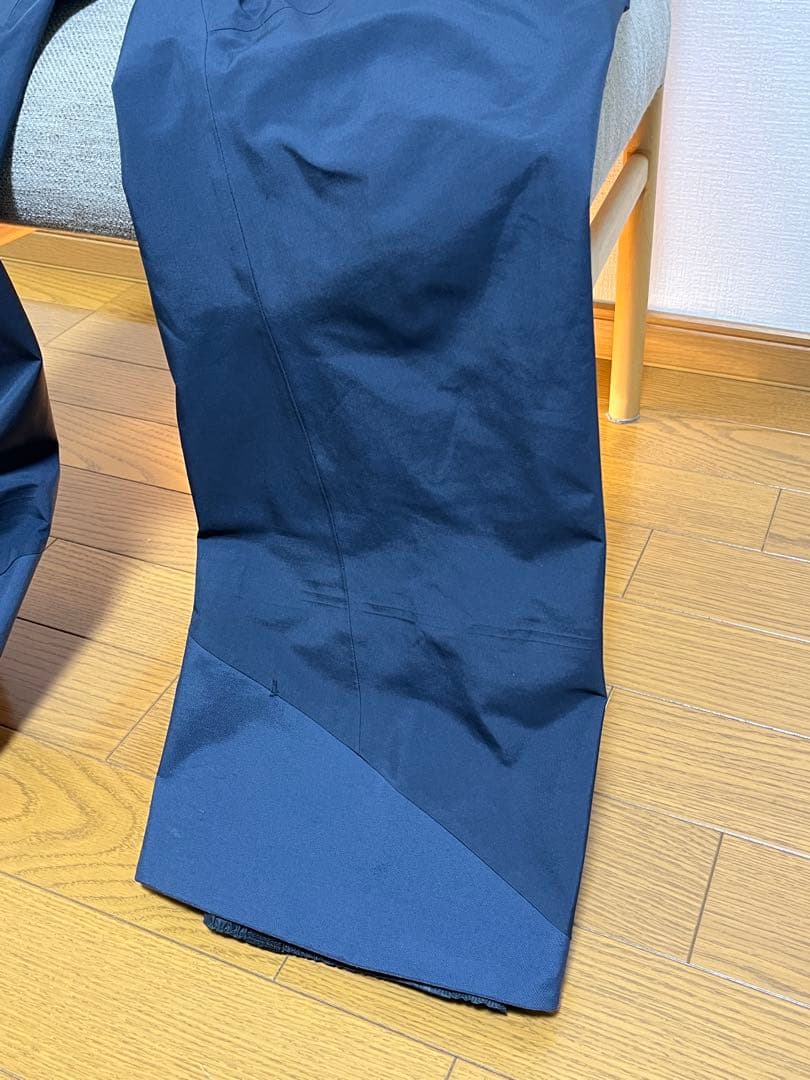 パタゴニア スノードリフタービブ Sサイズ